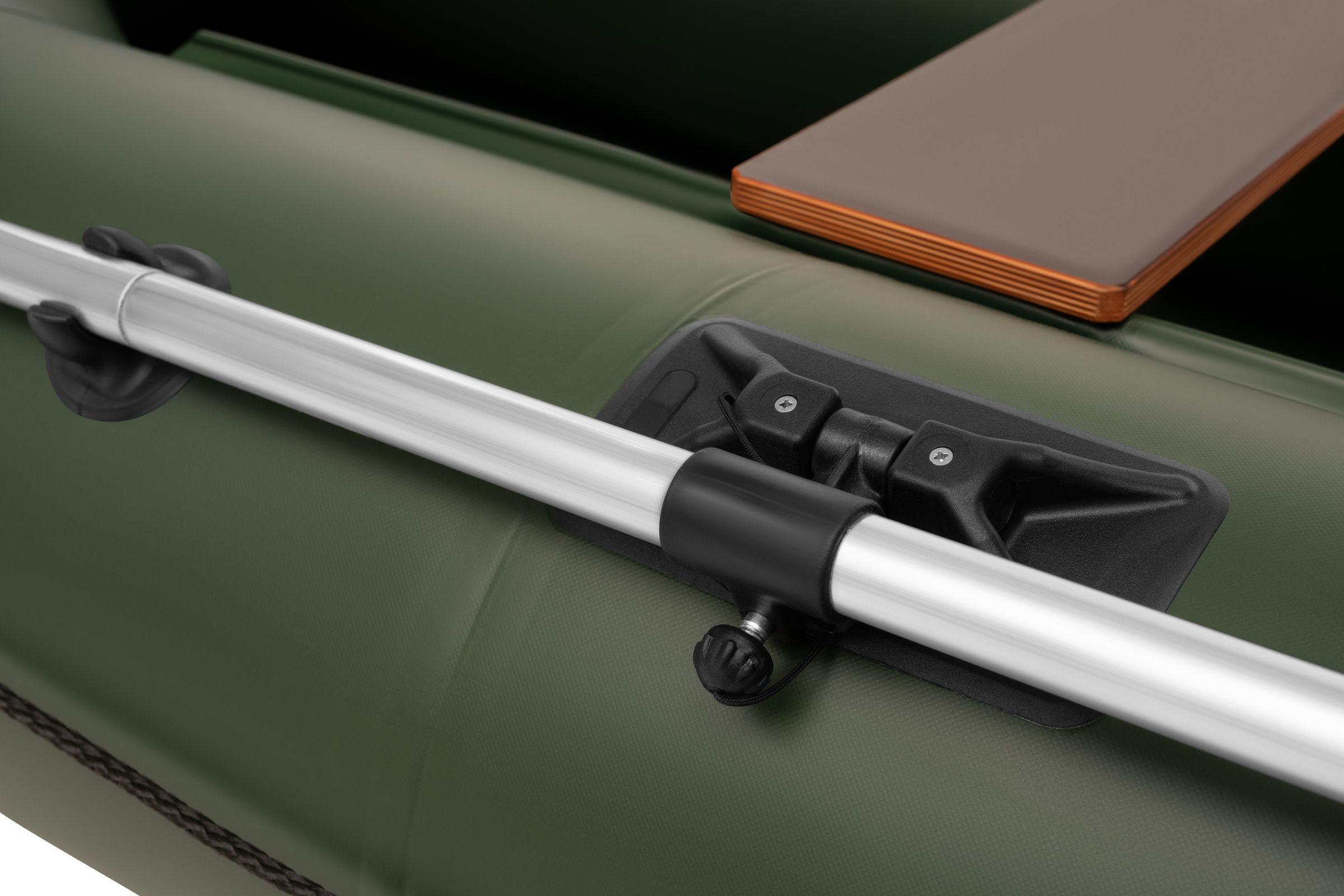 Titan 220